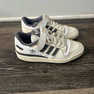 adidas Forum Low Sneaker